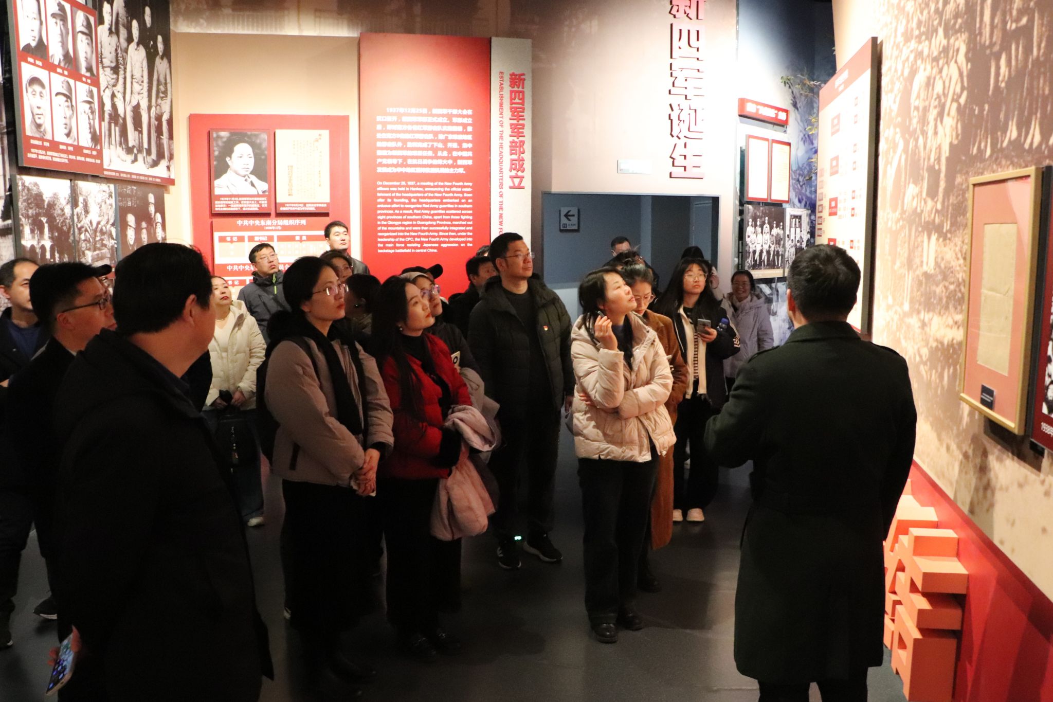 文学院党委赴车桥、盐城开展党日活动