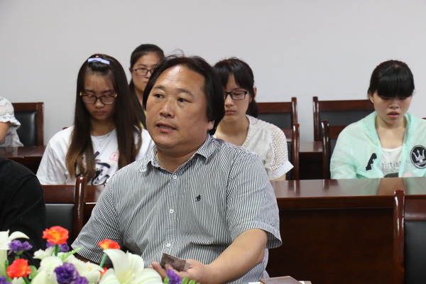 著名诗人沙克韩文戈姜桦作客翔宇学术沙龙