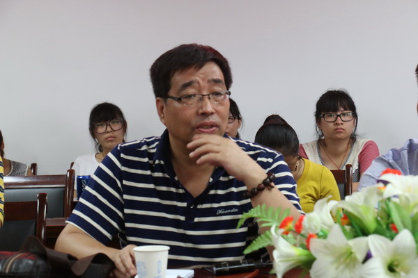 著名诗人沙克韩文戈姜桦作客翔宇学术沙龙